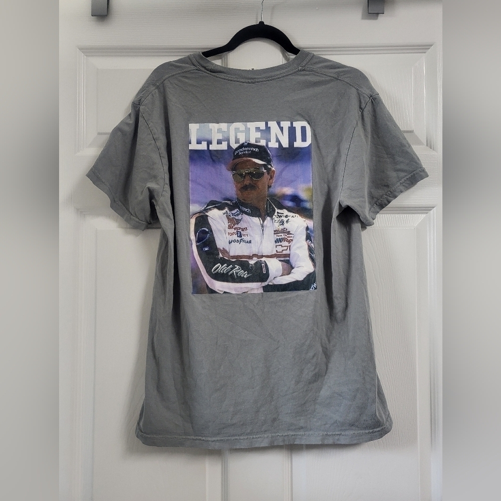 Dale Earnhardt Legend Graphic Gray T-Shirt Size M